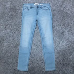Low rise super skinny light denim jeans